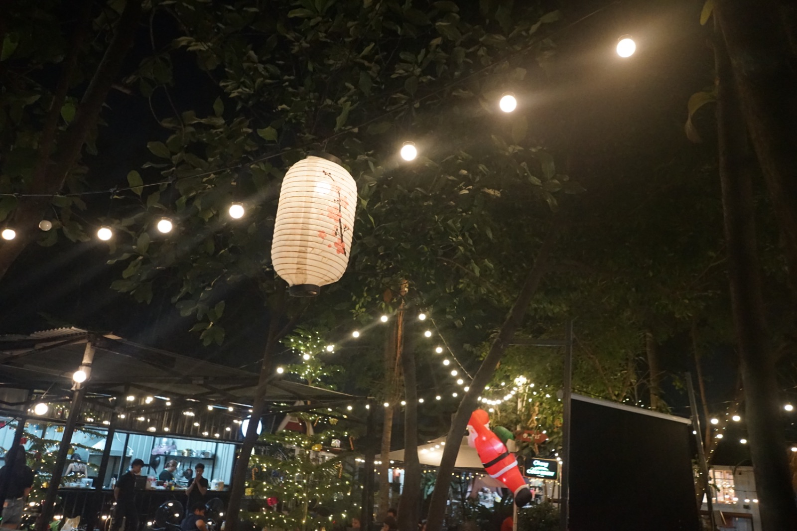 THE CAMP 78 ambiance image 4