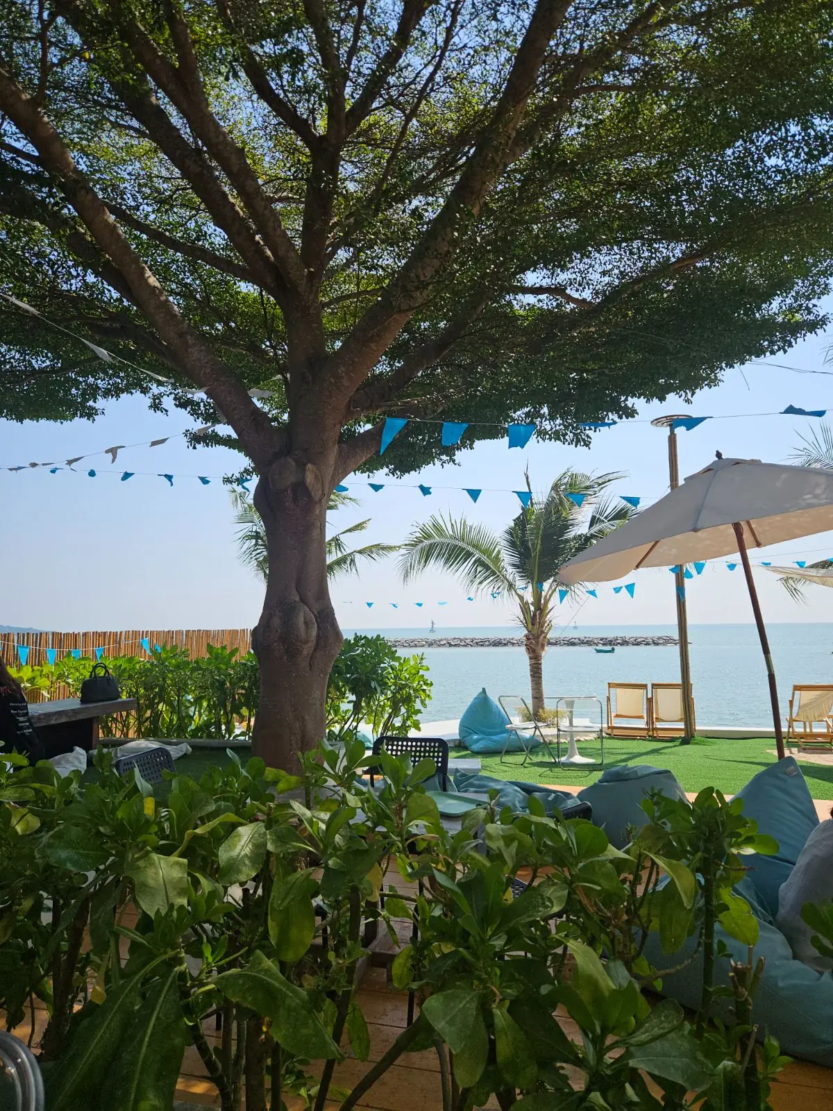 Whalecome by Kallapangha overall image 1