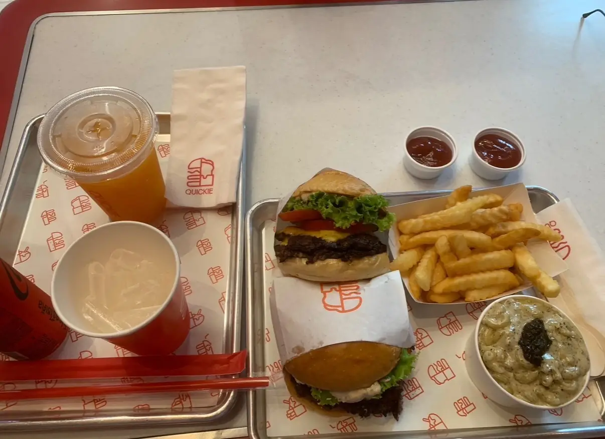 Quickie - Velaa Langsuan food image 1