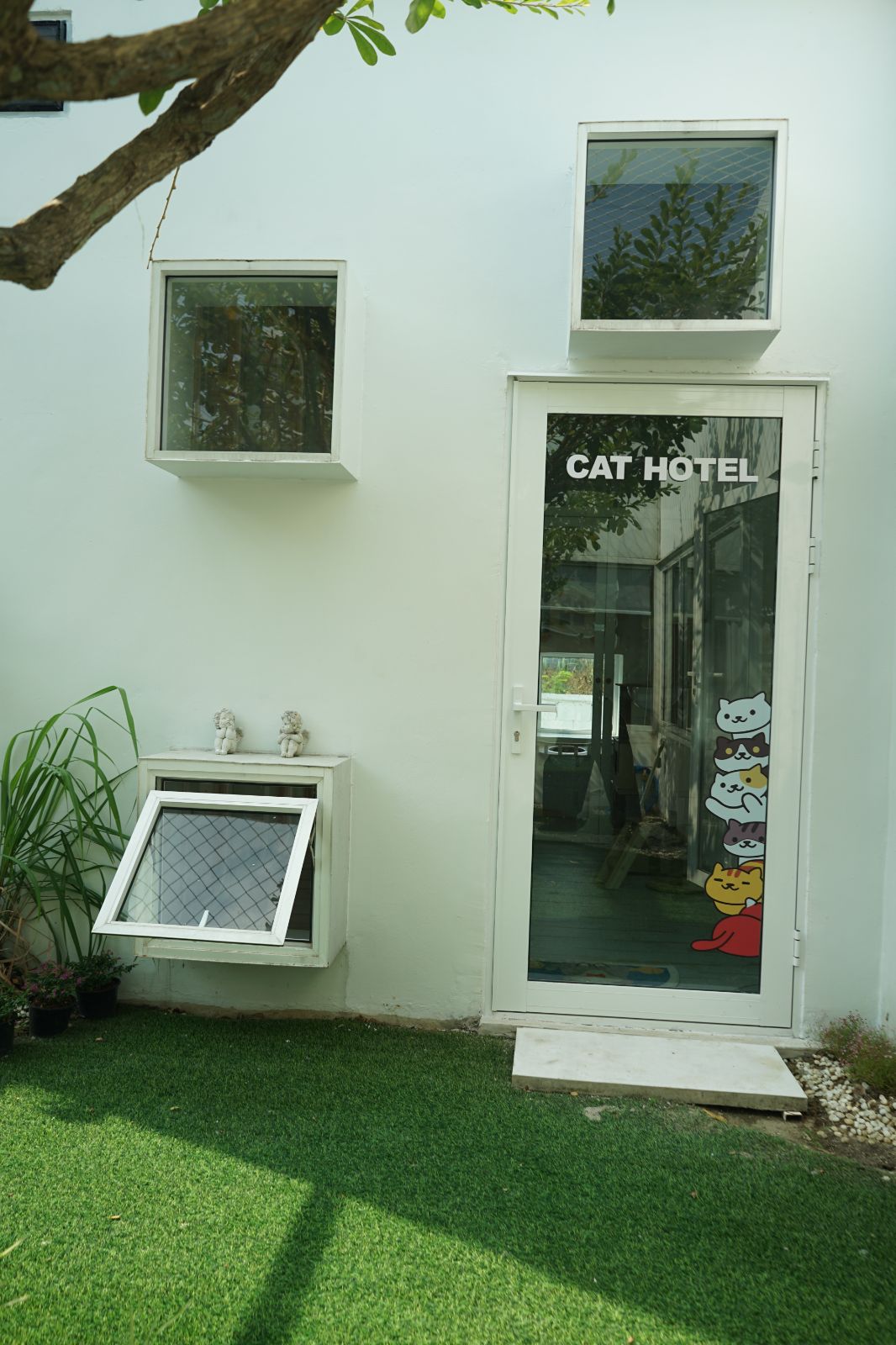 The Pethouse hero image 7