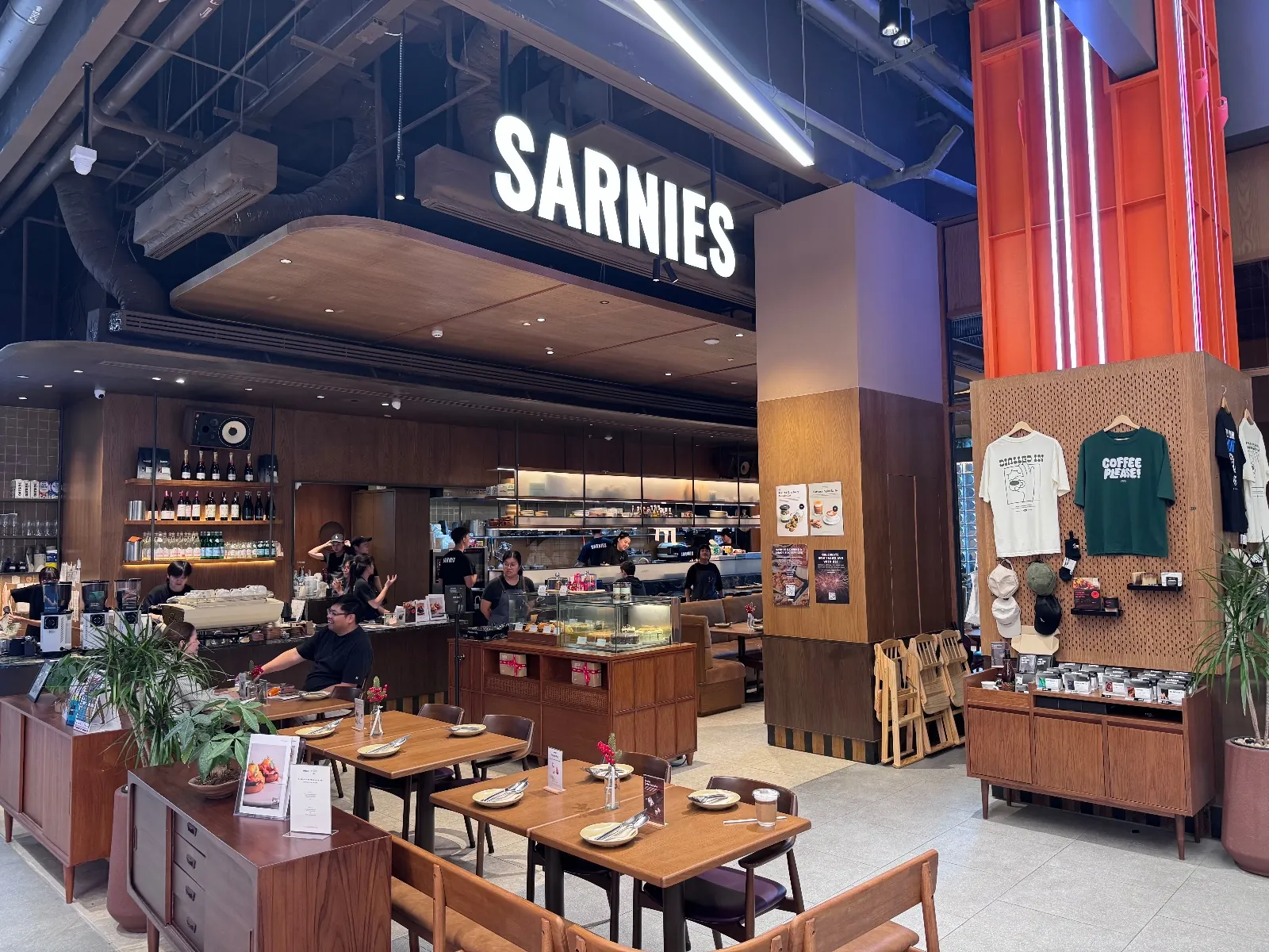 Sarnies One Bangkok overall image 3