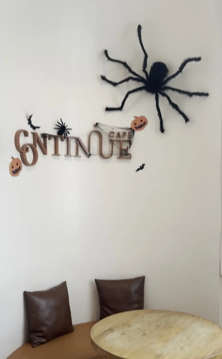 Continue Cafe overall image 4