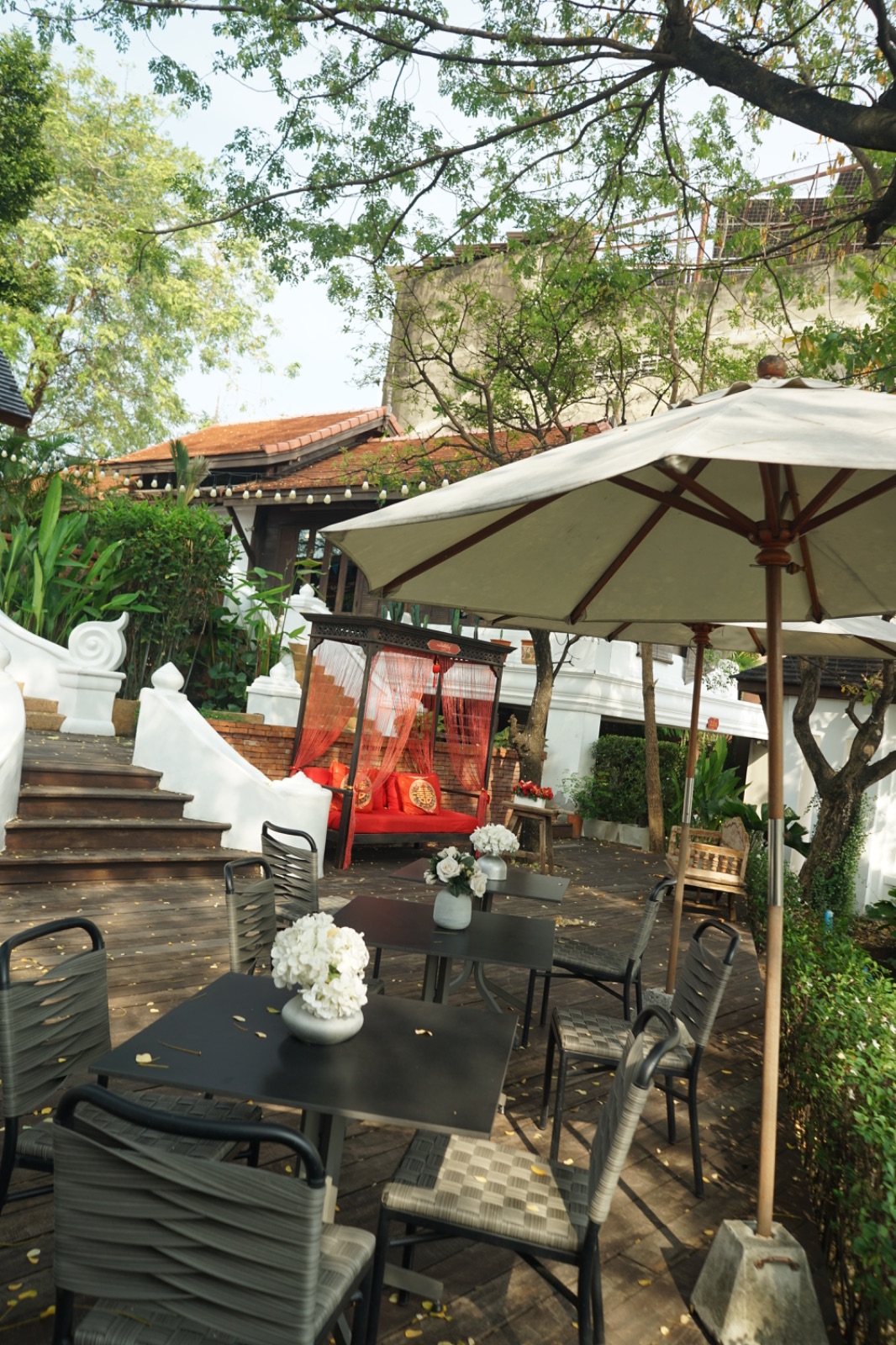 TAO BIN Cafe - นวลจันทร์ ambiance image 2