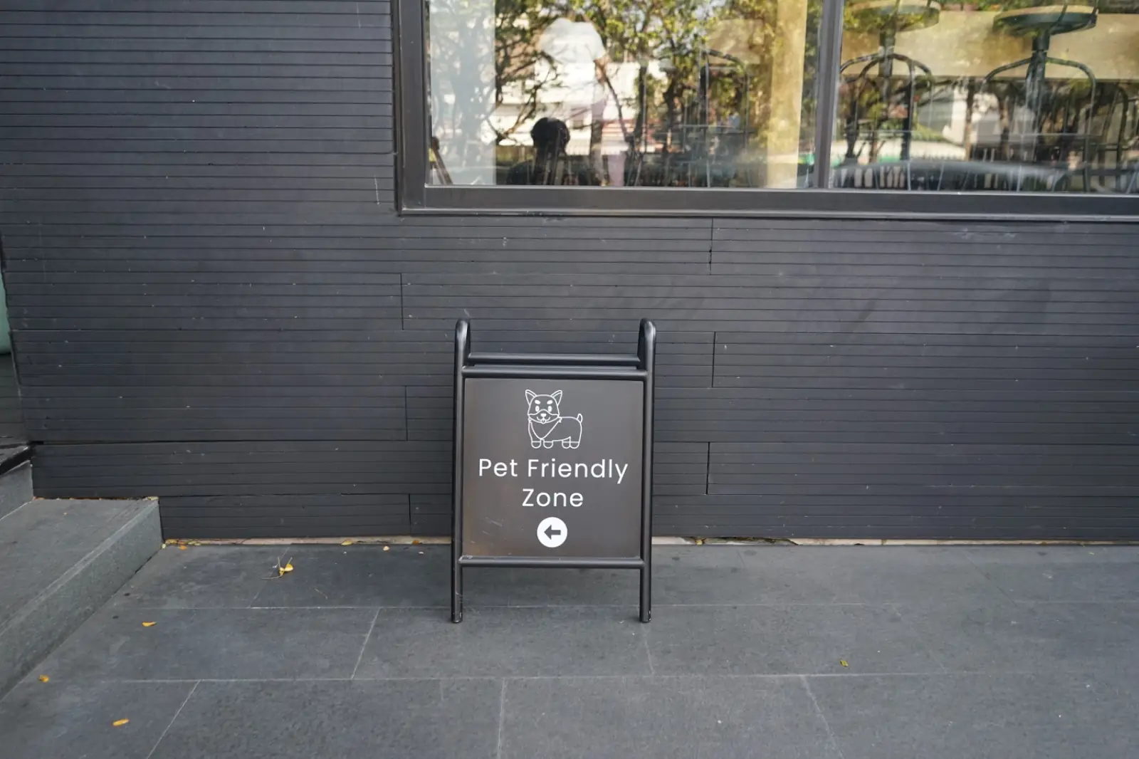 The Hub Cafe and Eatery hero image 2