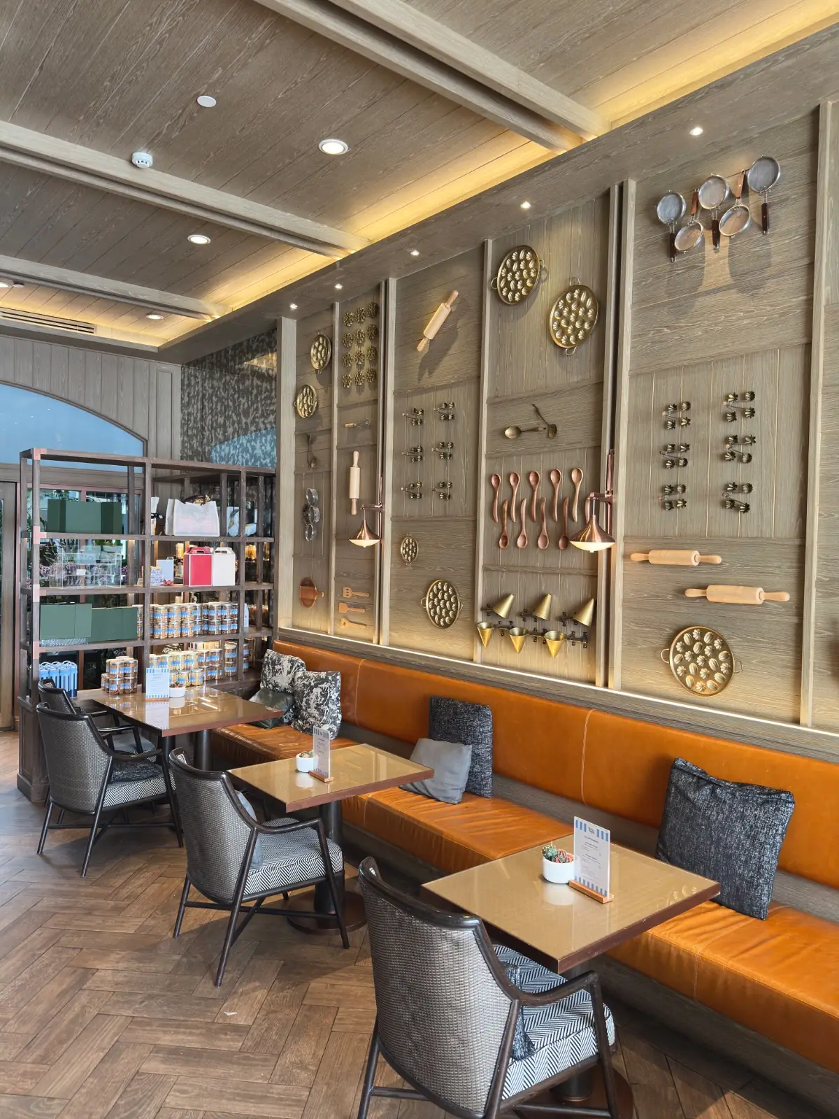Mocha and Muffins - Anantara Siam overall image 3