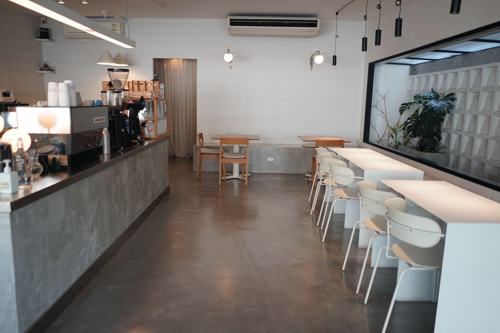 Kith's Coffee ambiance image 1