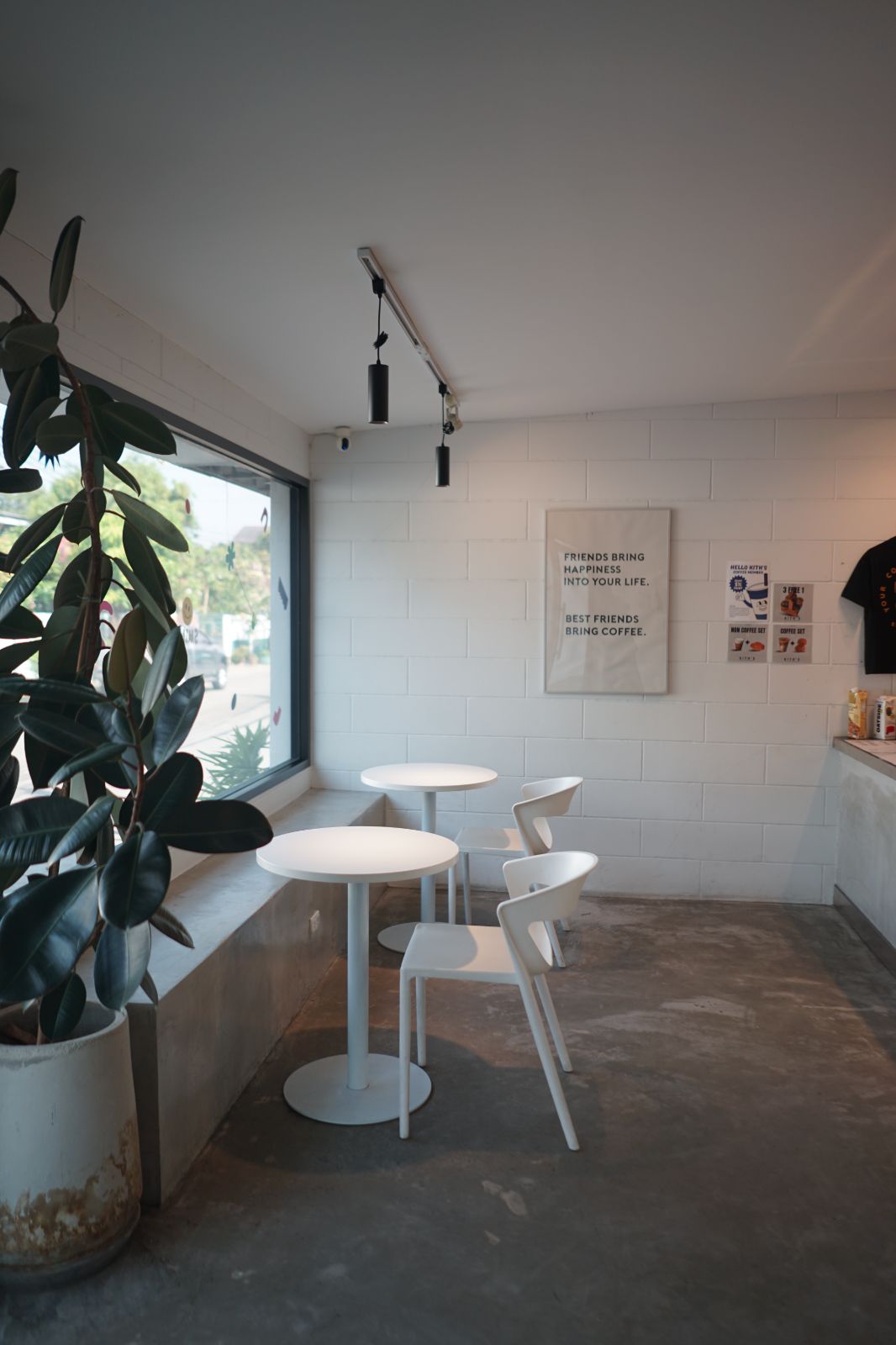 Kith's Coffee ambiance image 3