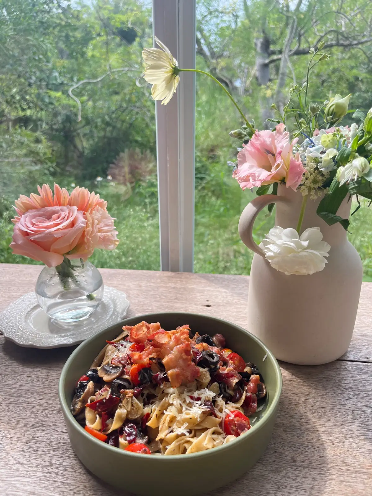 whispering cafe food image 1