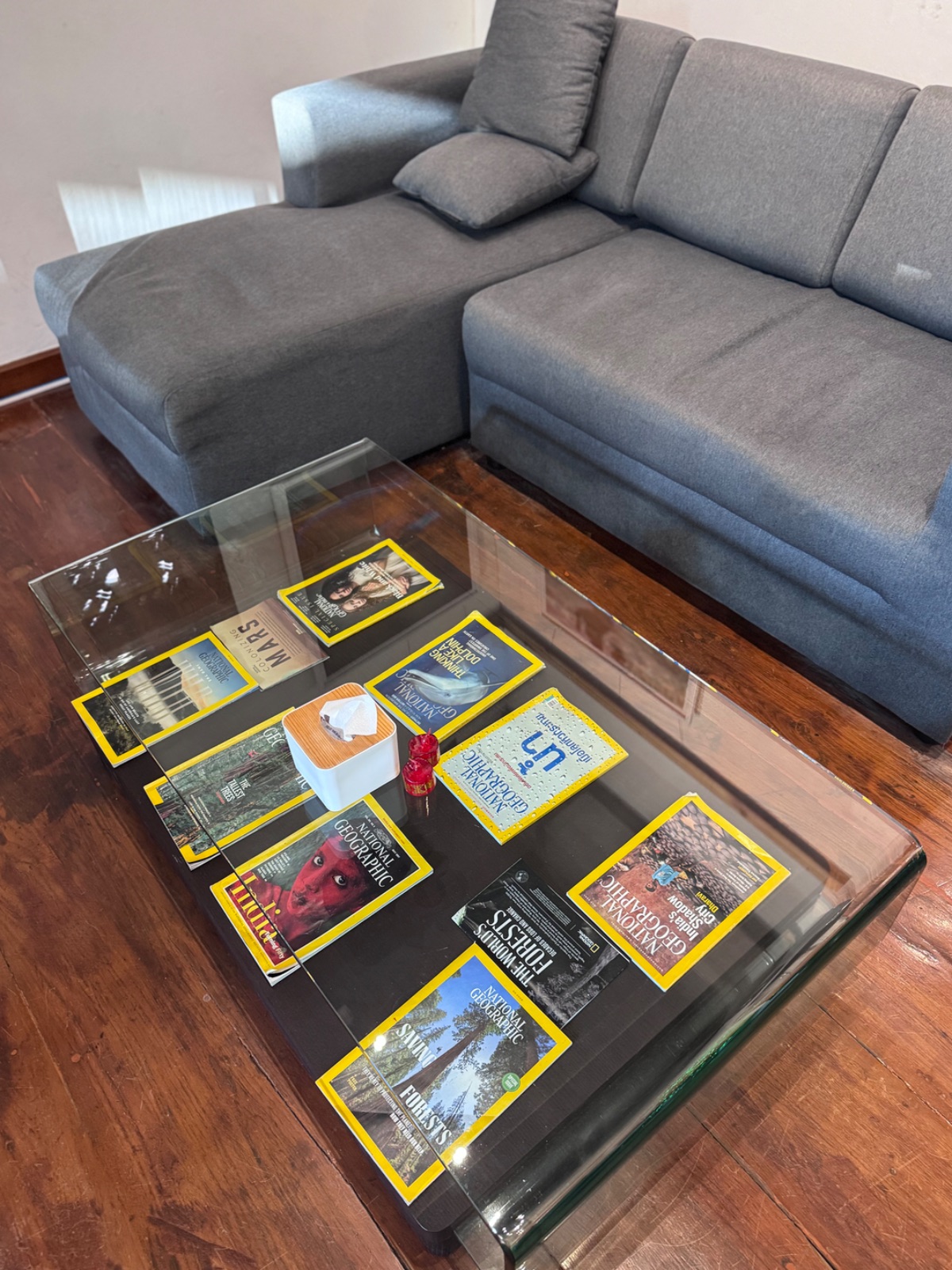 Photohostel & Photocafe overall image 2