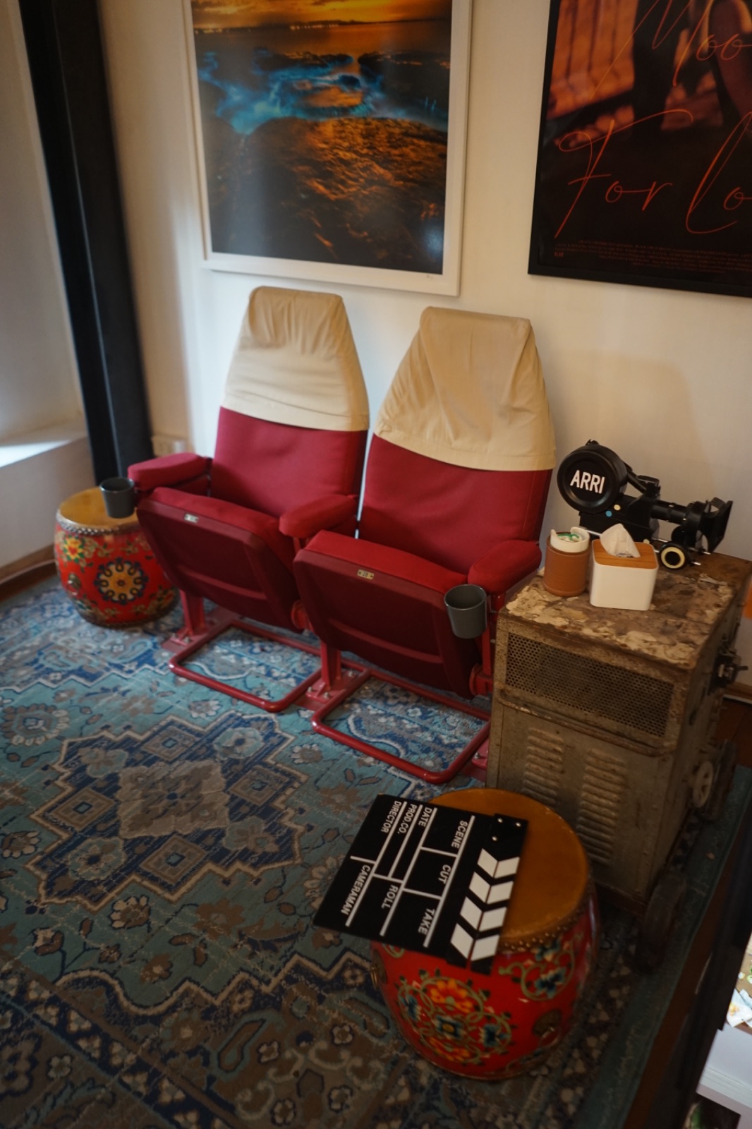 Photohostel & Photocafe overall image 5