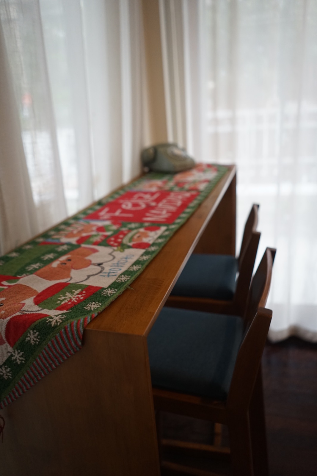 Knock Knock ambiance image 8