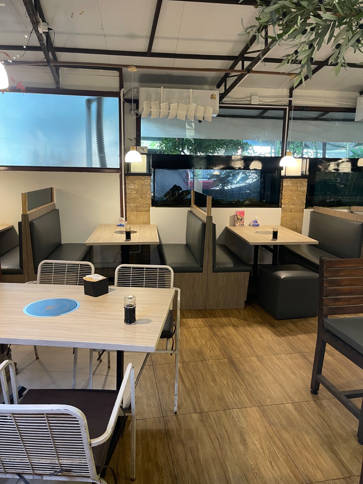 Shimi Shabu overall image 2