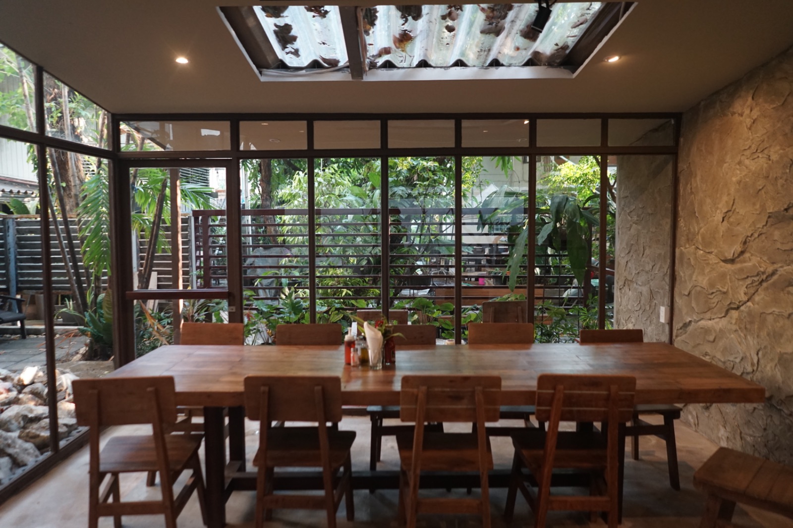 Shimi Shabu ambiance image 8