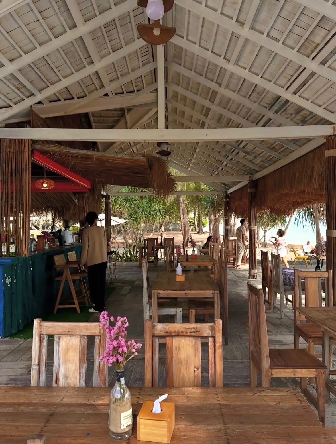 Holiday Specialty Coffee & Beach Bar overall image 3