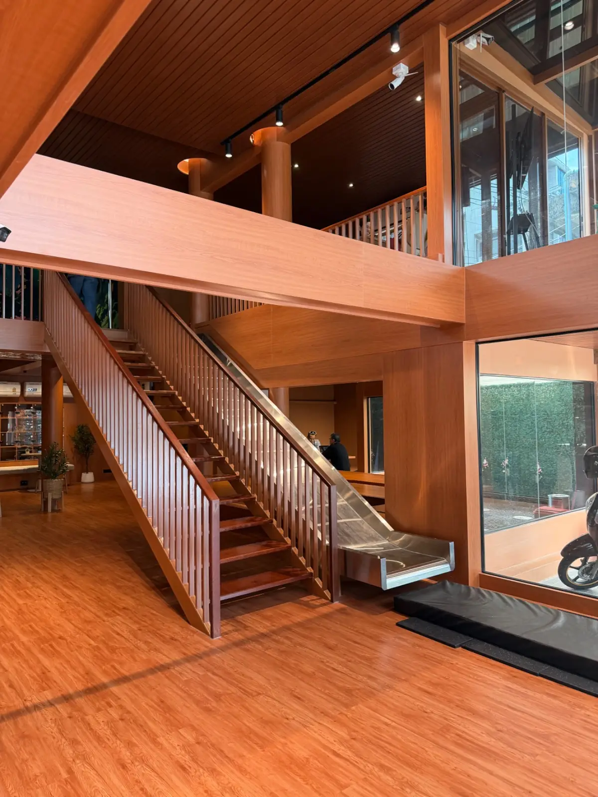 Lark Haus overall image 5