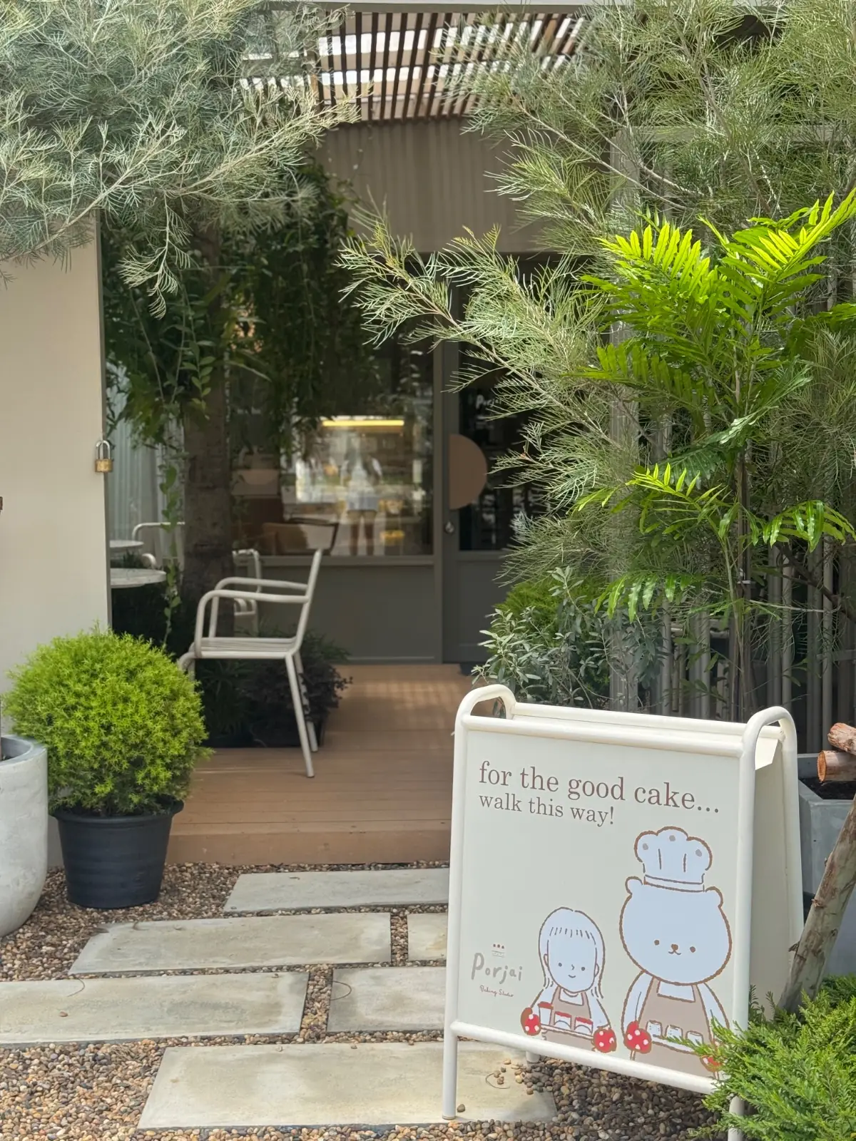 Porjai Baking Studio ambiance image 3