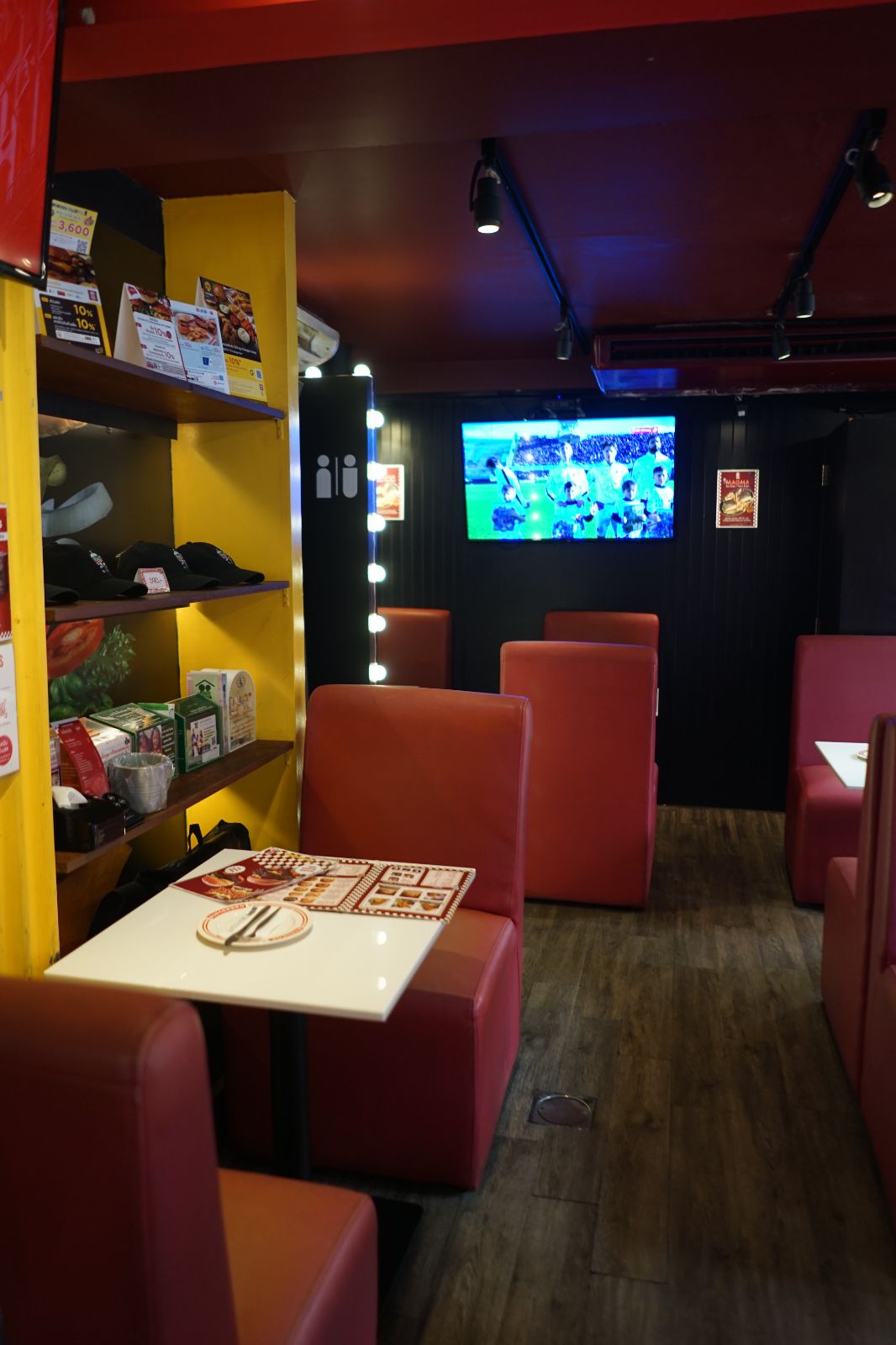 Burger Bro ambiance image 8