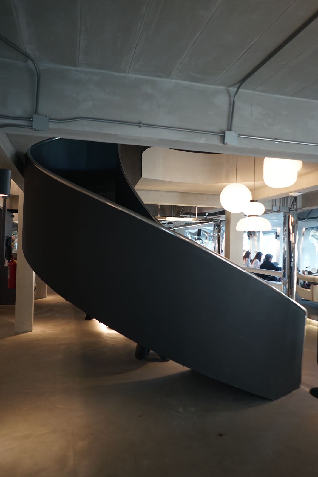 un.hour ambiance image 14