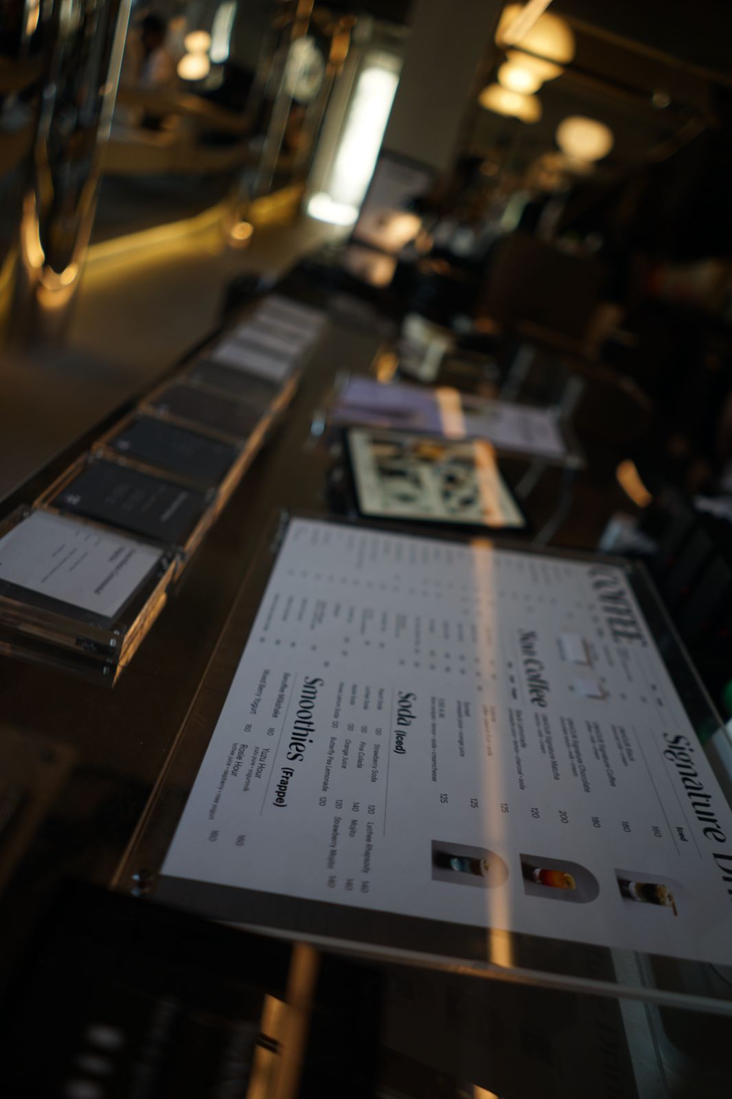 un.hour menu image 1