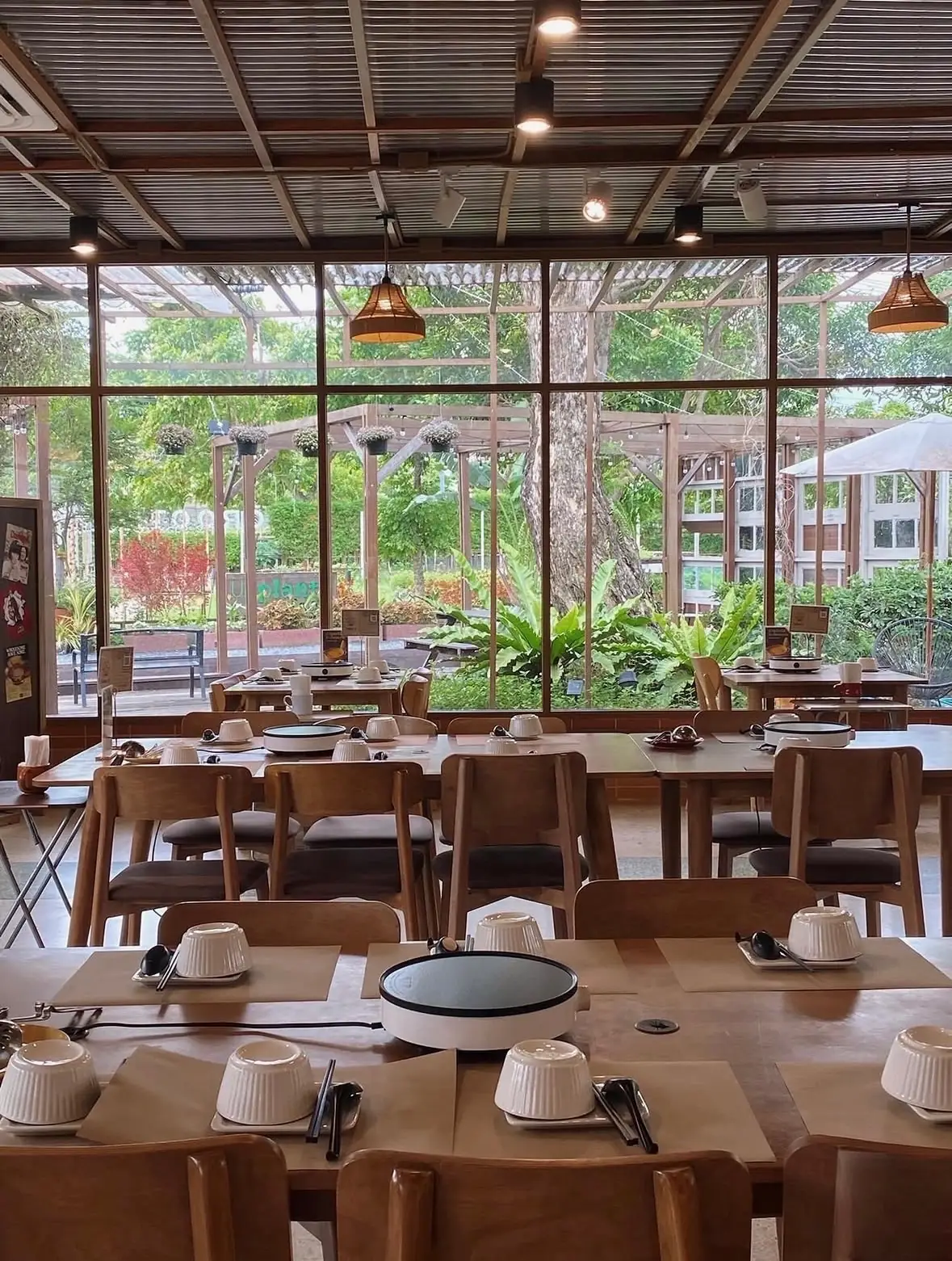 Groot Hotpot Cafe overall image 2