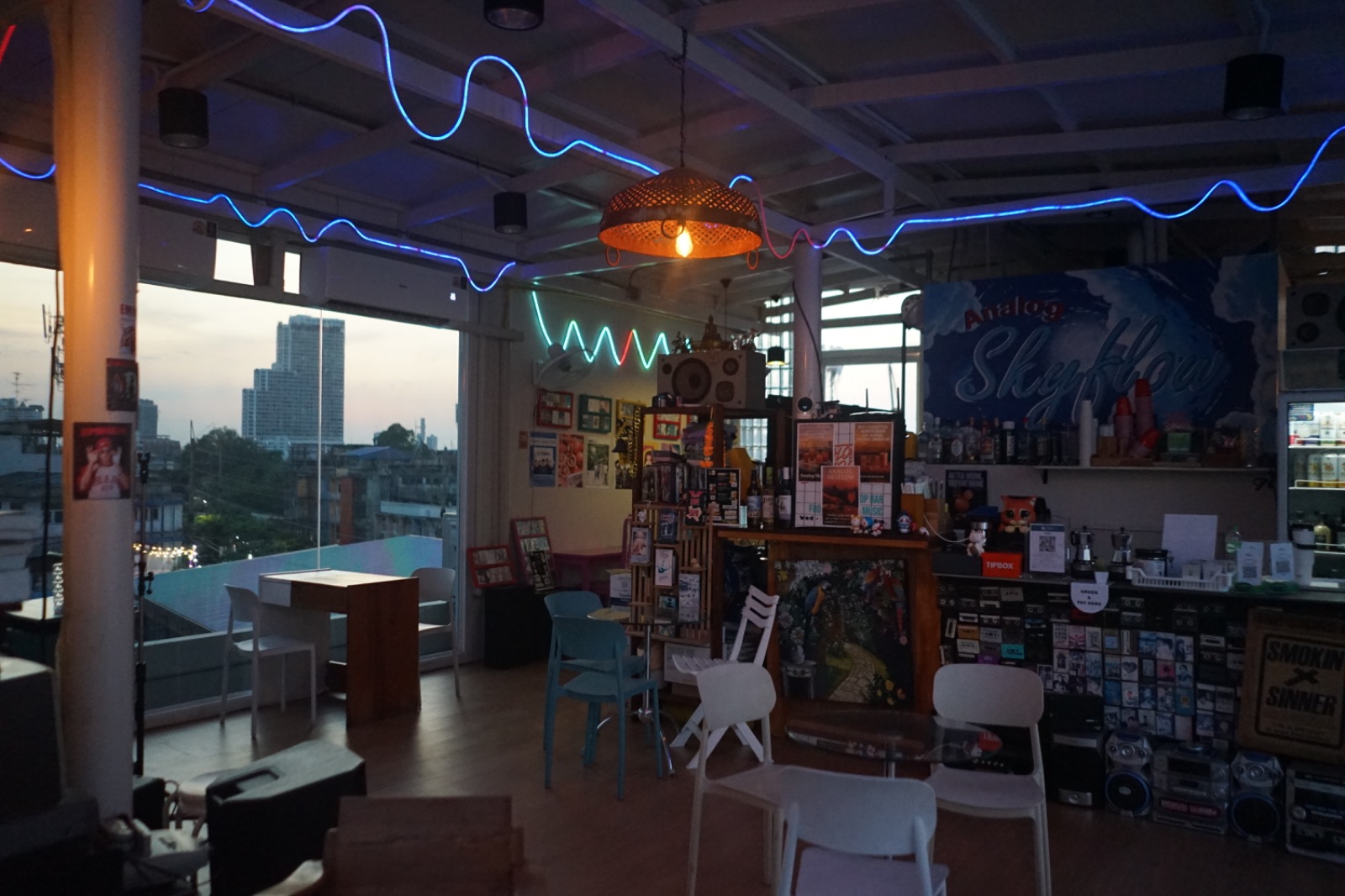 Analog Sky Flow hero image 4