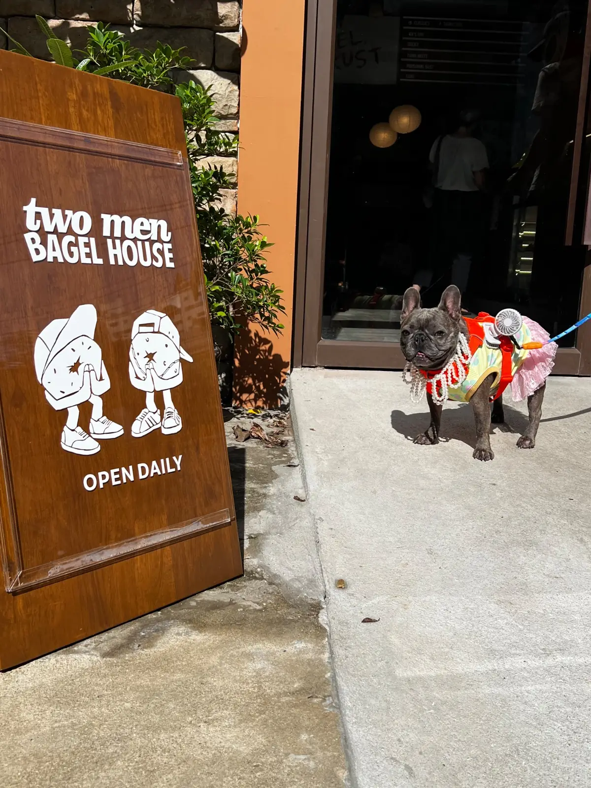 Two Men Bagel House Sukhumvit other image 1