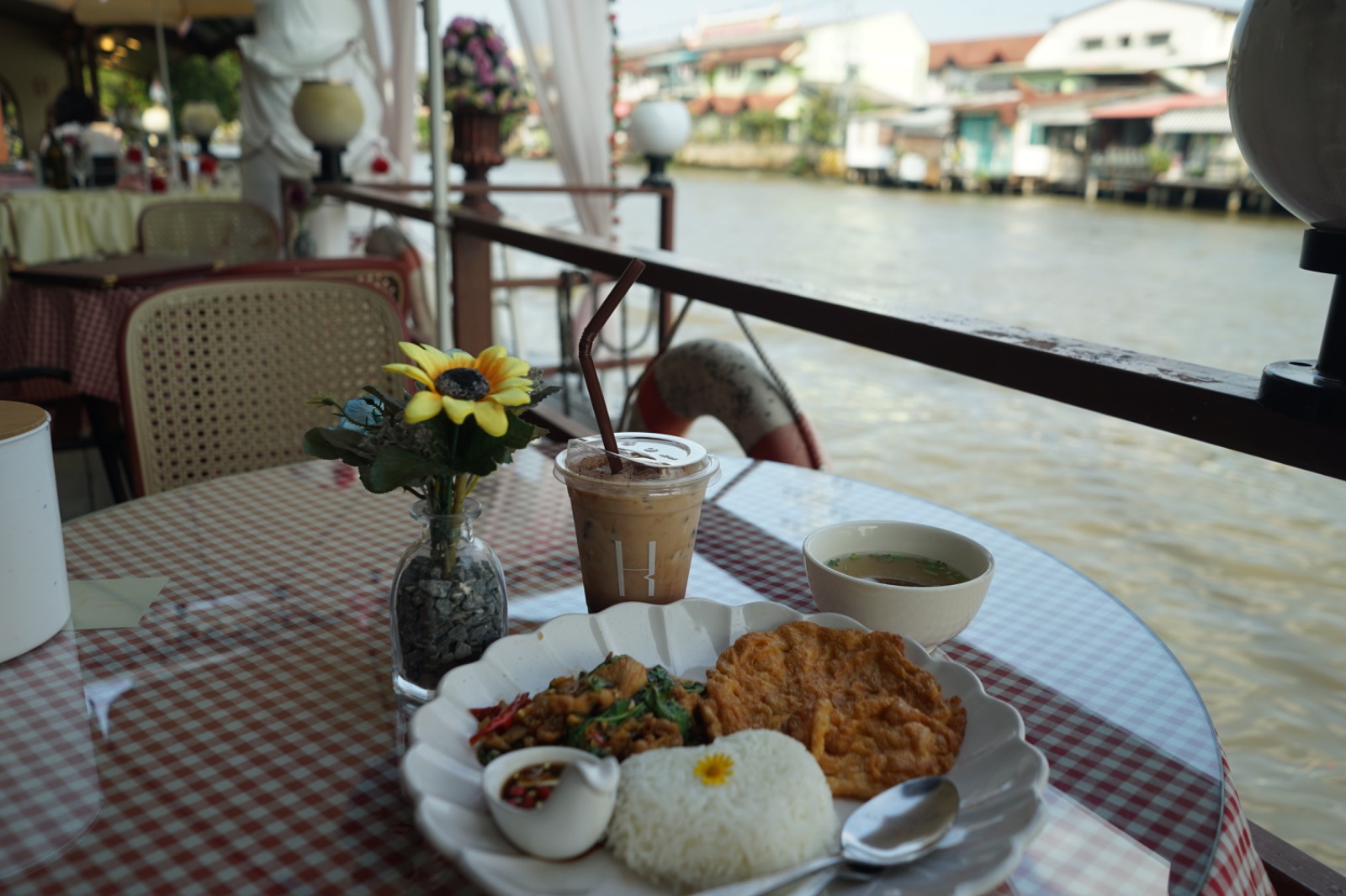 Hau Yong Seng Café hero image 9