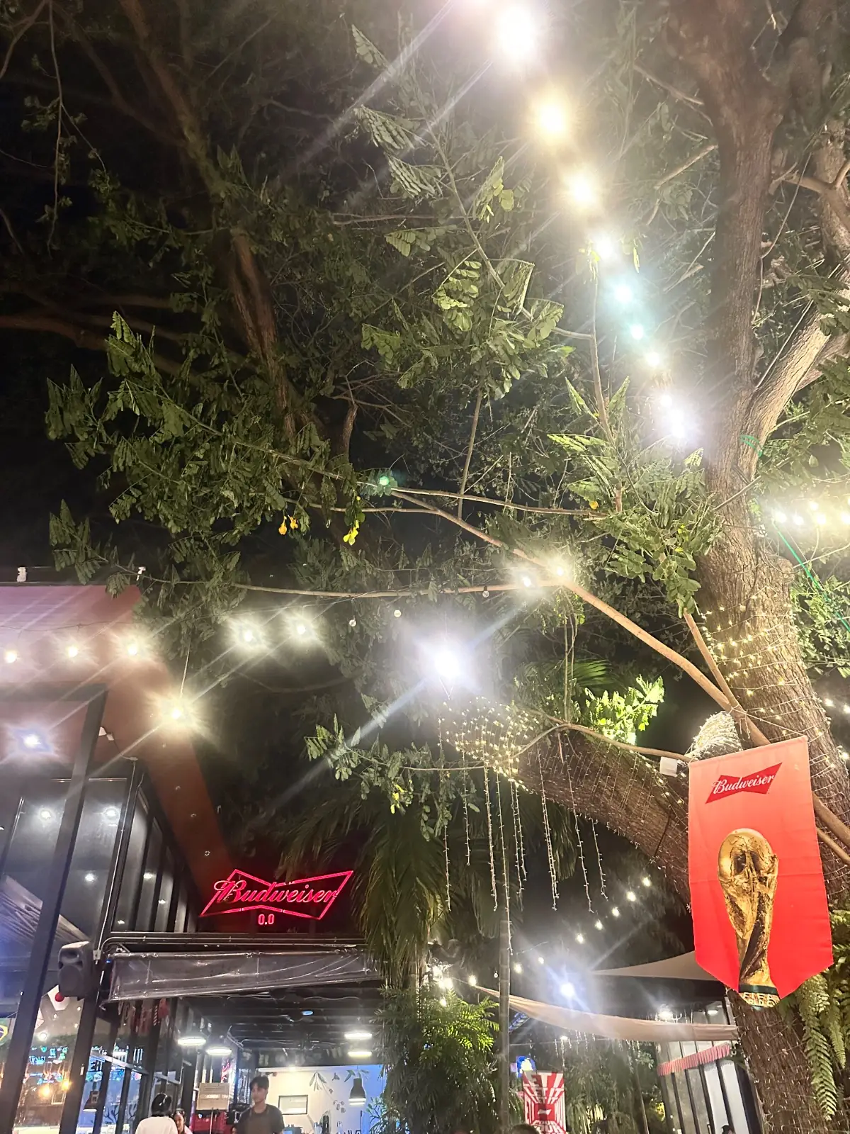 Whip Cafe - Bang Saen overall image 1