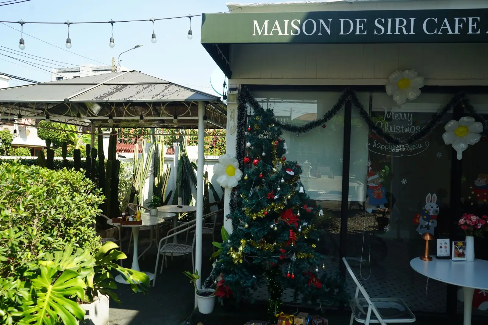 Maison de Siri Cafe & Eatery ambiance image 4