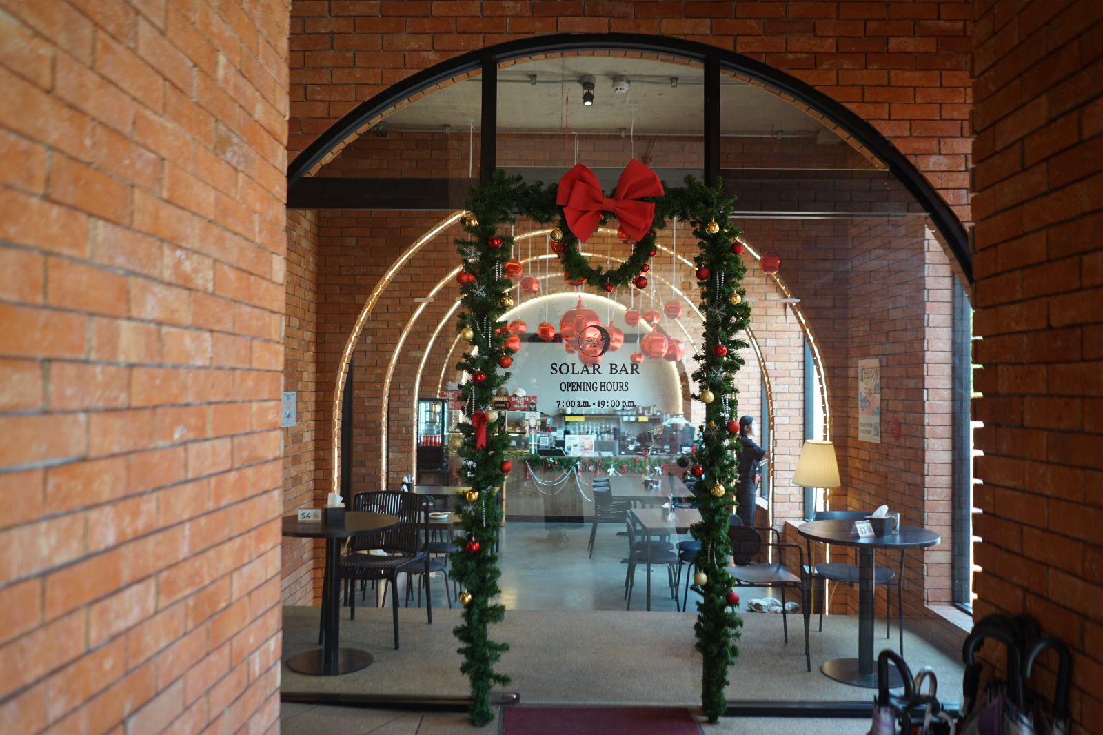 Dawn To Dusk ambiance image 13