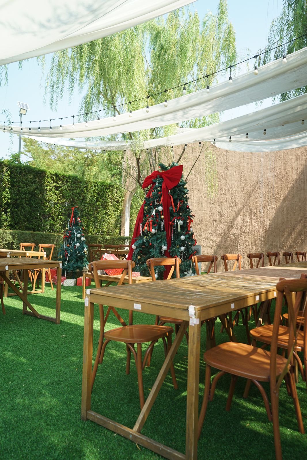 Dawn To Dusk ambiance image 1