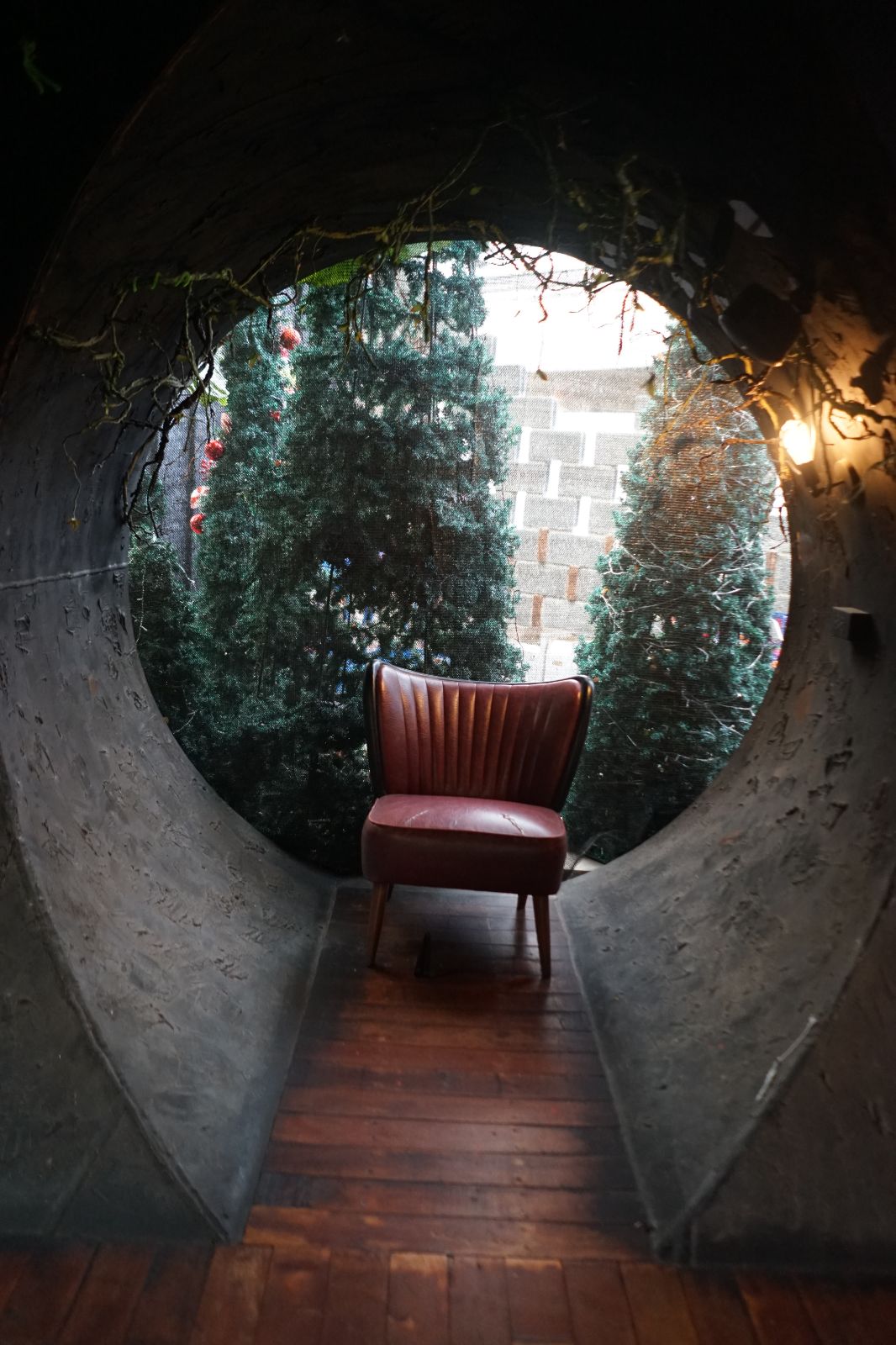 MOUSE THE FINE HIDING ambiance image 10