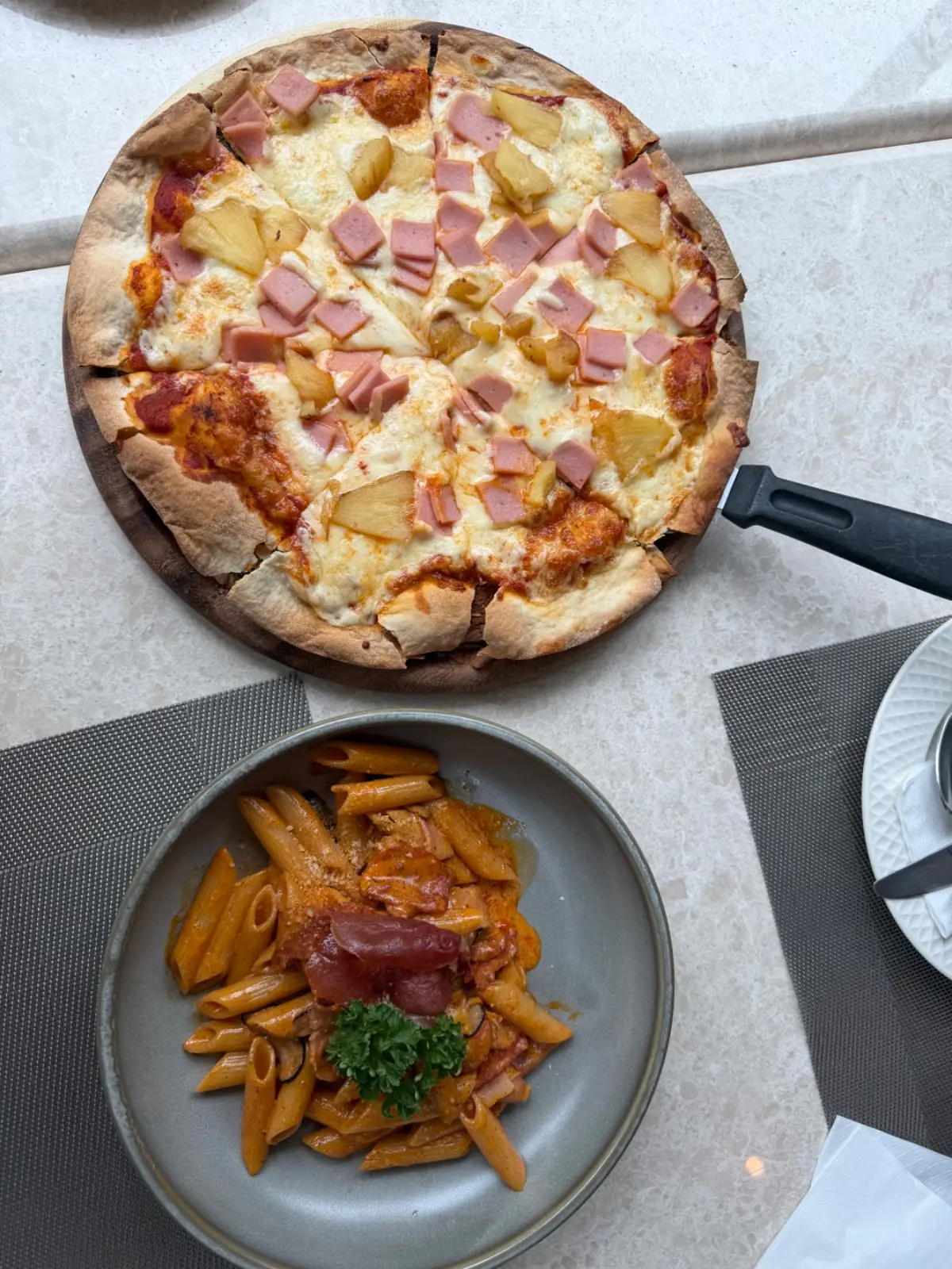 Bat Tales Cafe & Restaurant - Khaoyai food image 1