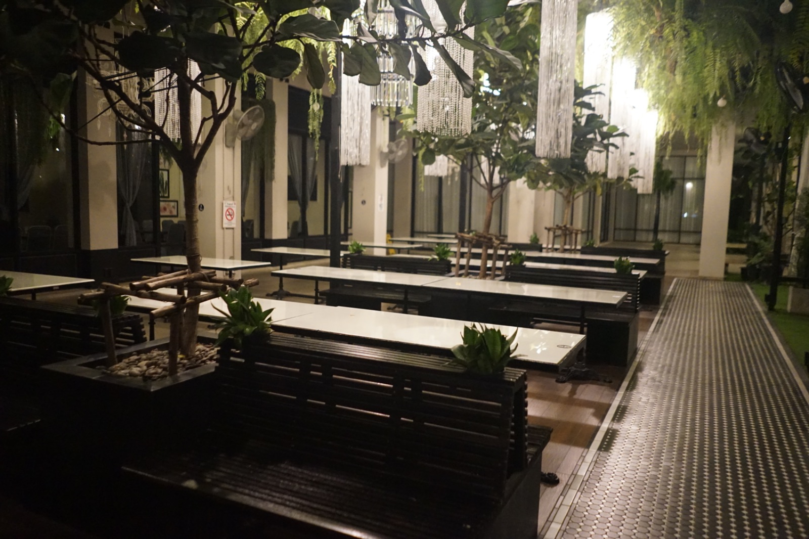 Mellow Garden ambiance image 4