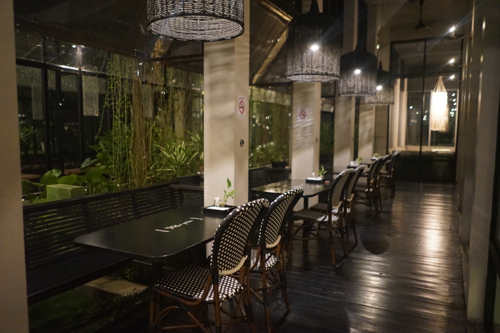 Mellow Garden ambiance image 1