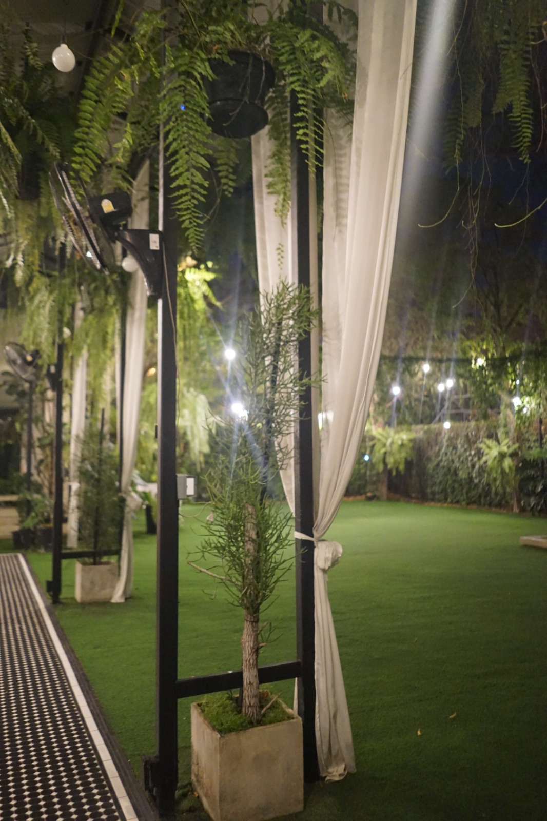 Mellow Garden ambiance image 7