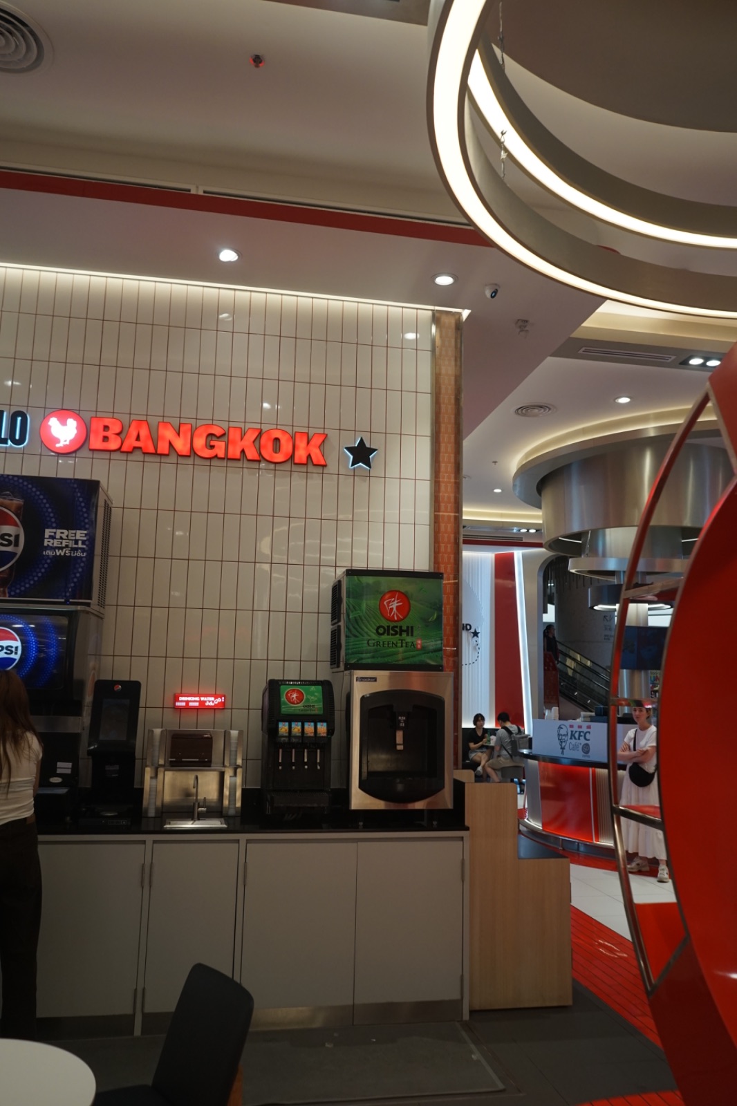 KFC - One Bangkok ambiance image 2