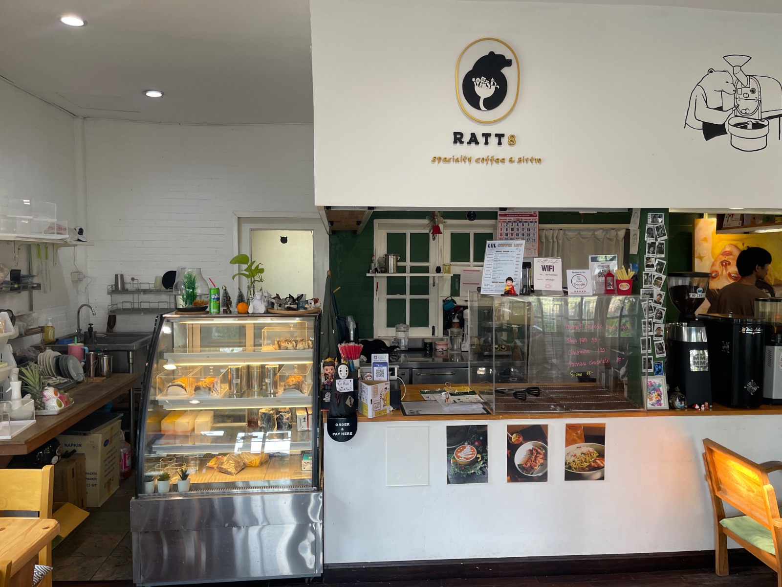 RATT CAFE overall image 6