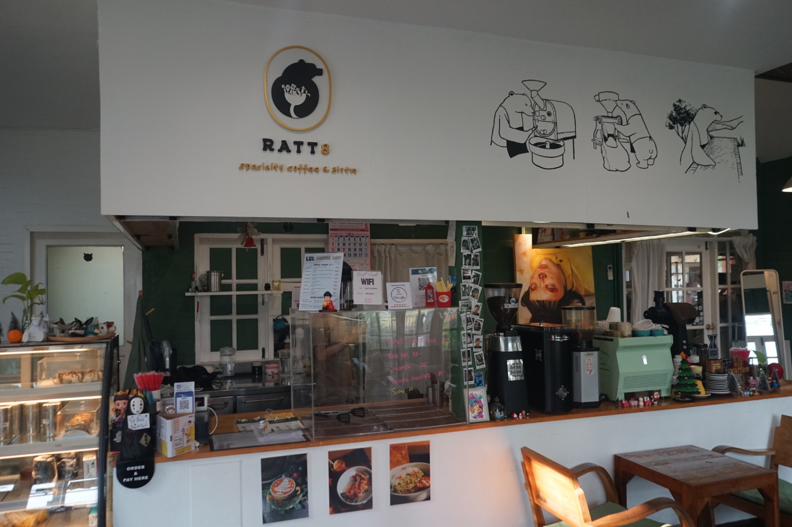 RATT CAFE ambiance image 4