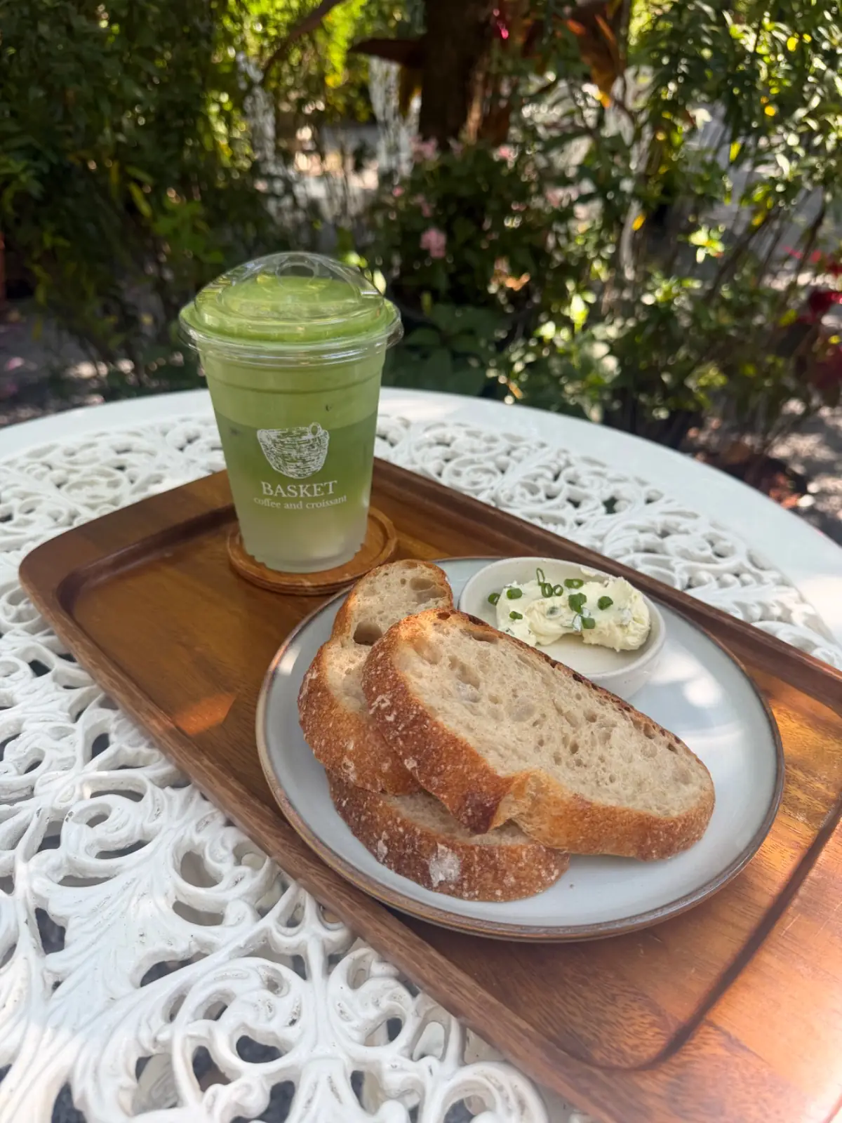 BASKET - coffee and croissant food image 1
