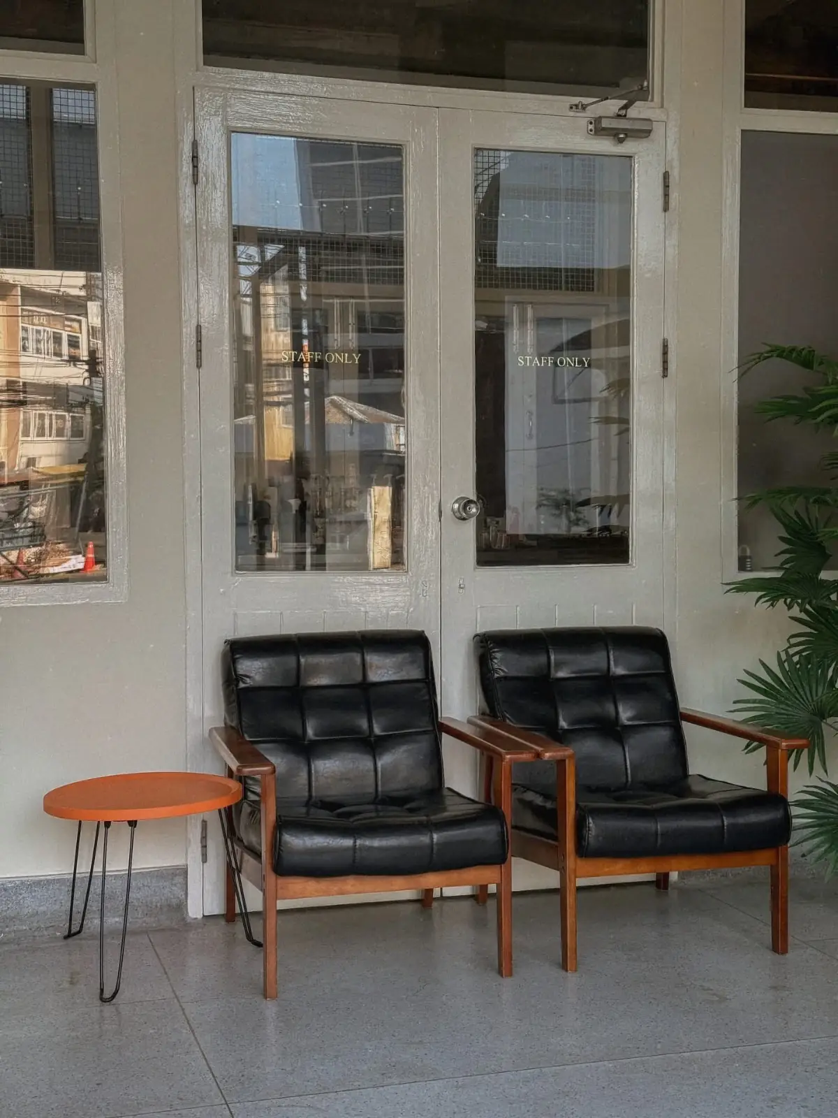 Monica Café and Bar overall image 4