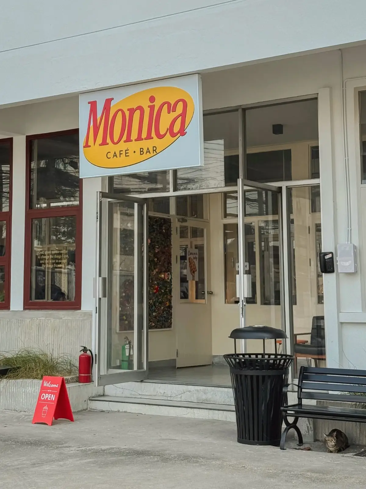 Monica Café and Bar overall image 3