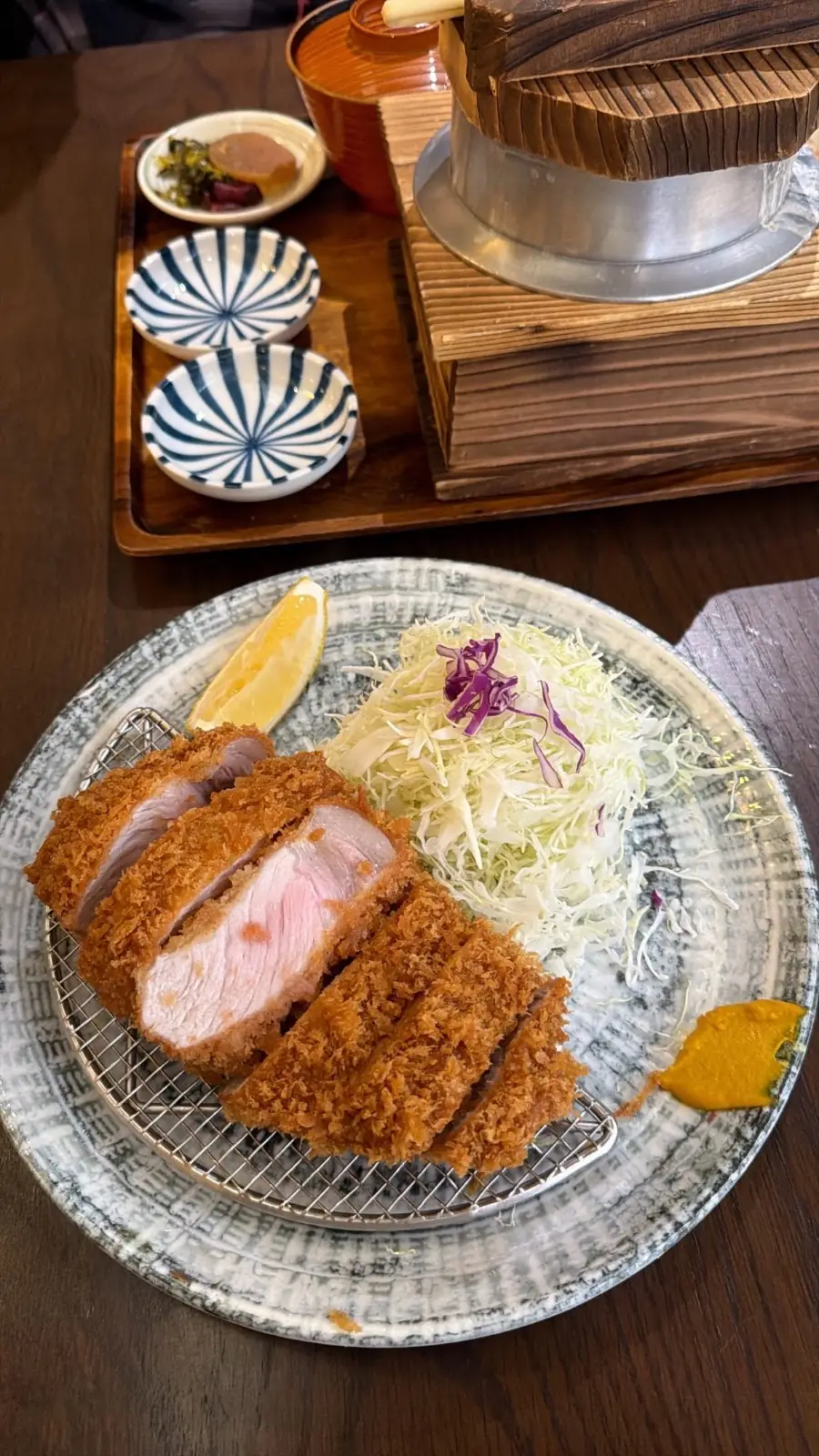 Tonkatsu Aoki - Velaa Sindhorn Village Langsuan other image 3