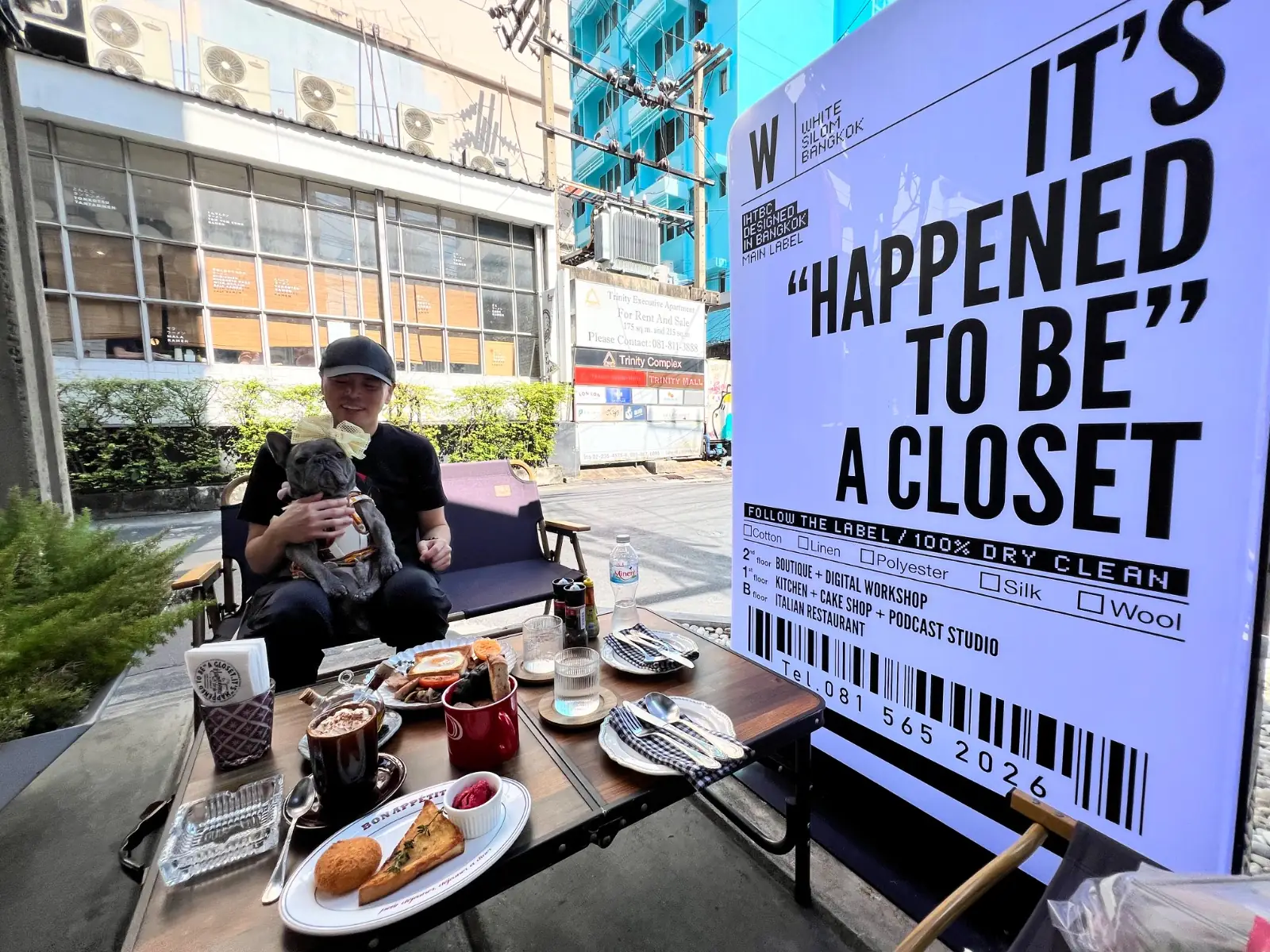 It's happened to be a closet pets image 1