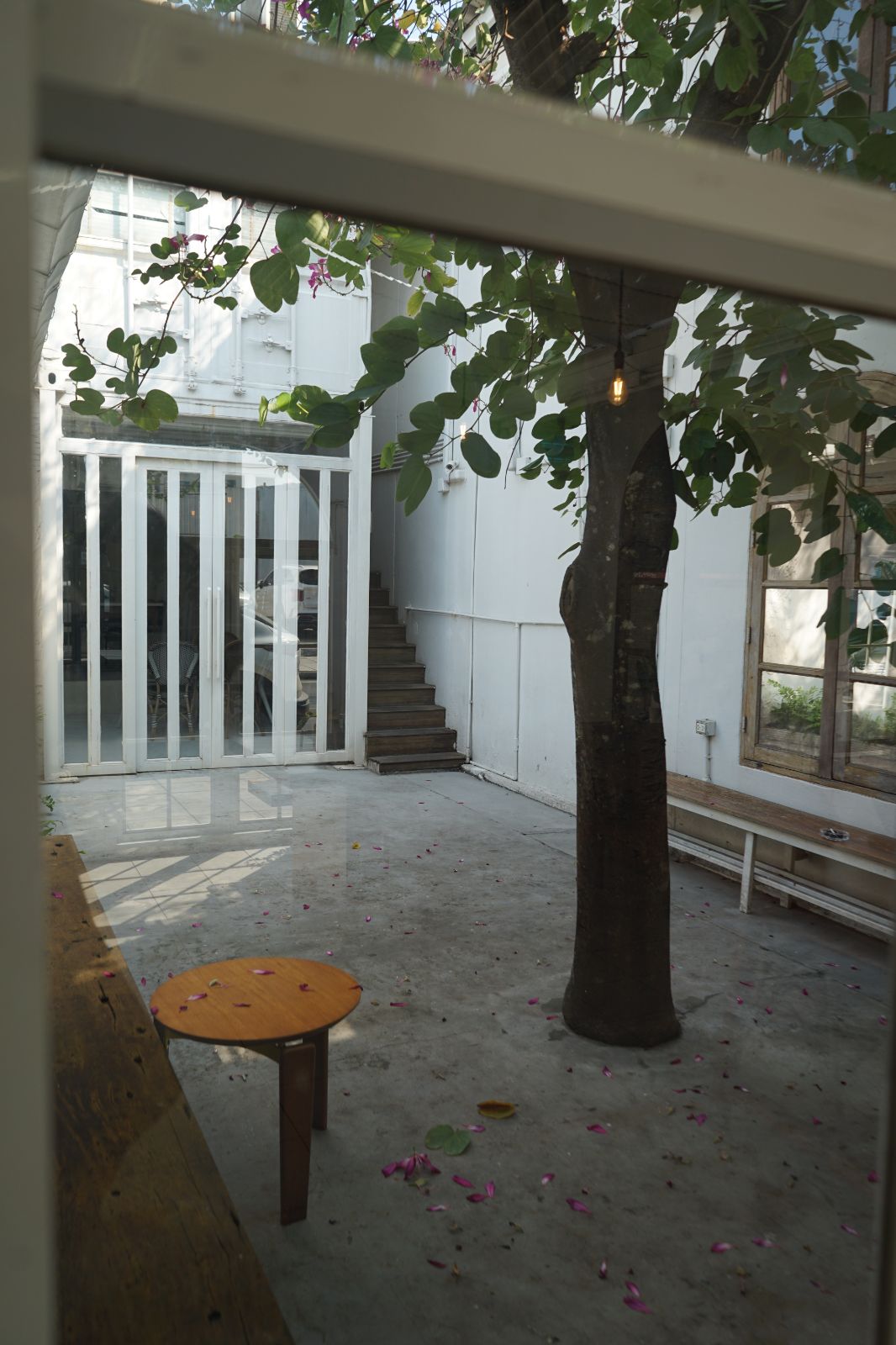 Emmie's ambiance image 16