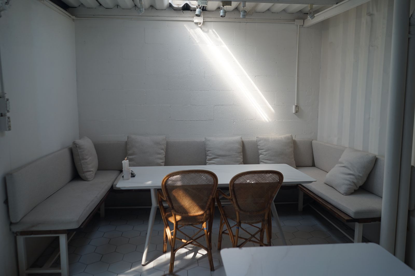 Emmie's hero image 4