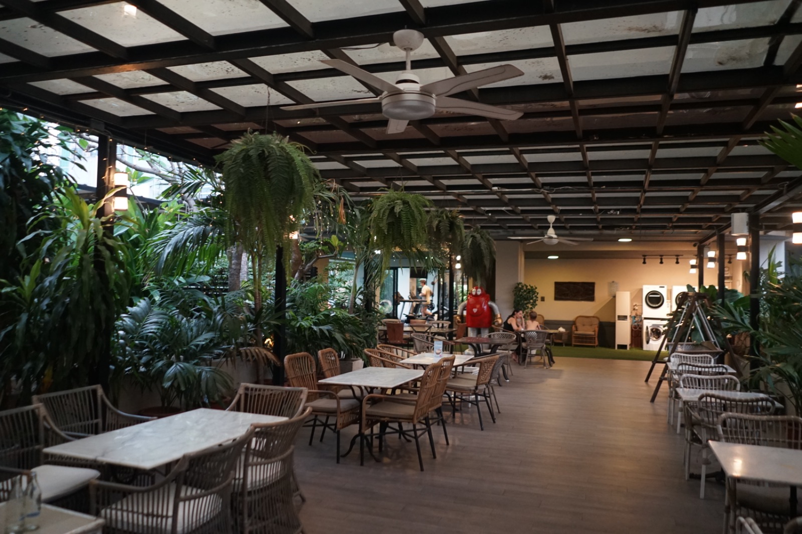 Hungry Brown Eat and Coffee Roasters hero image 2