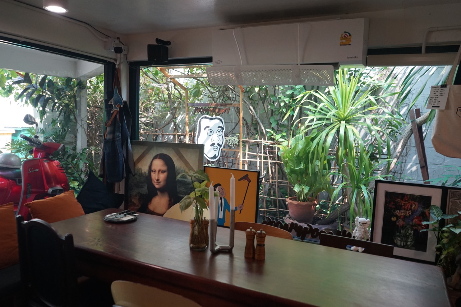 POONYPOONYCOFFEE ambiance image 5