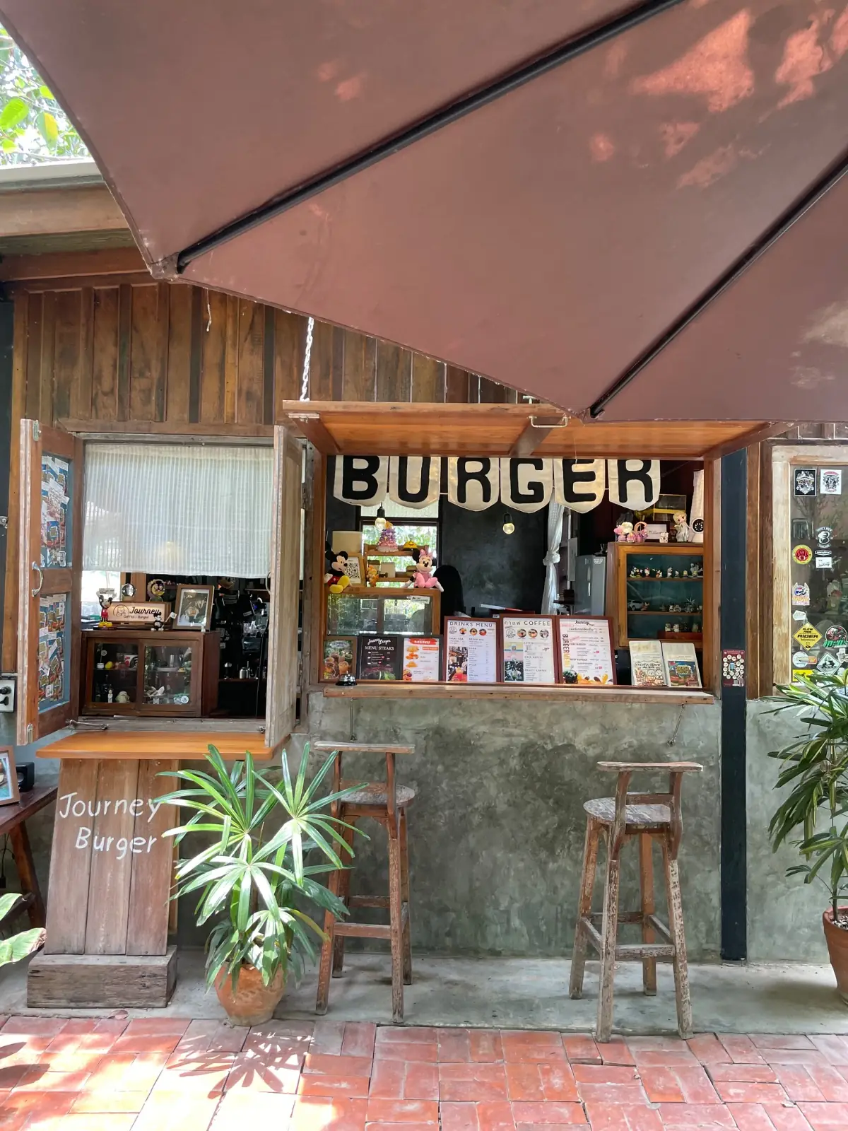 Journey Burger overall image 1