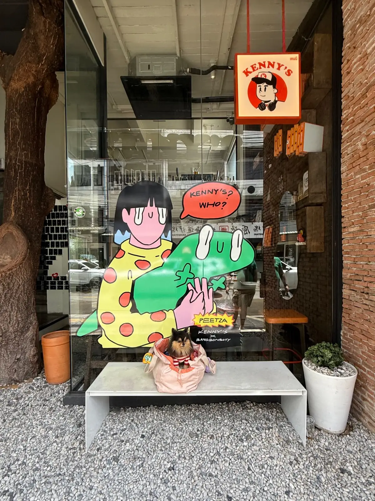 Kenny's BKK - Sukhumvit 31 overall image 1